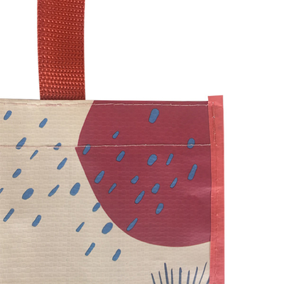 RPET 38x31x16cm 120gsm 라미네이트된 폴리프로필렌 여성용 대형 손가방